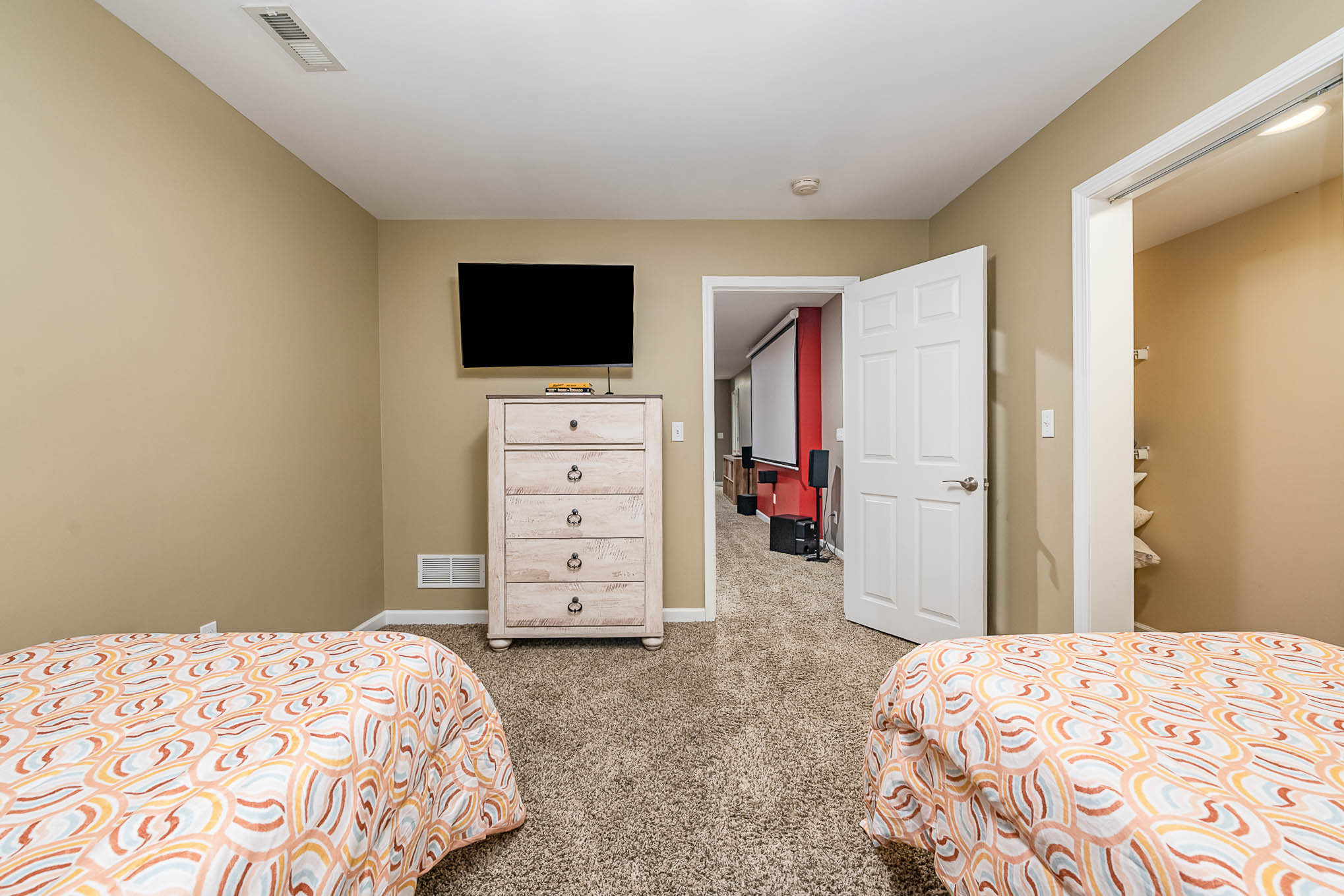 Fourth bedroom Smart TV